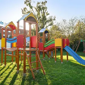  Отель Ibis Budget Poludnie